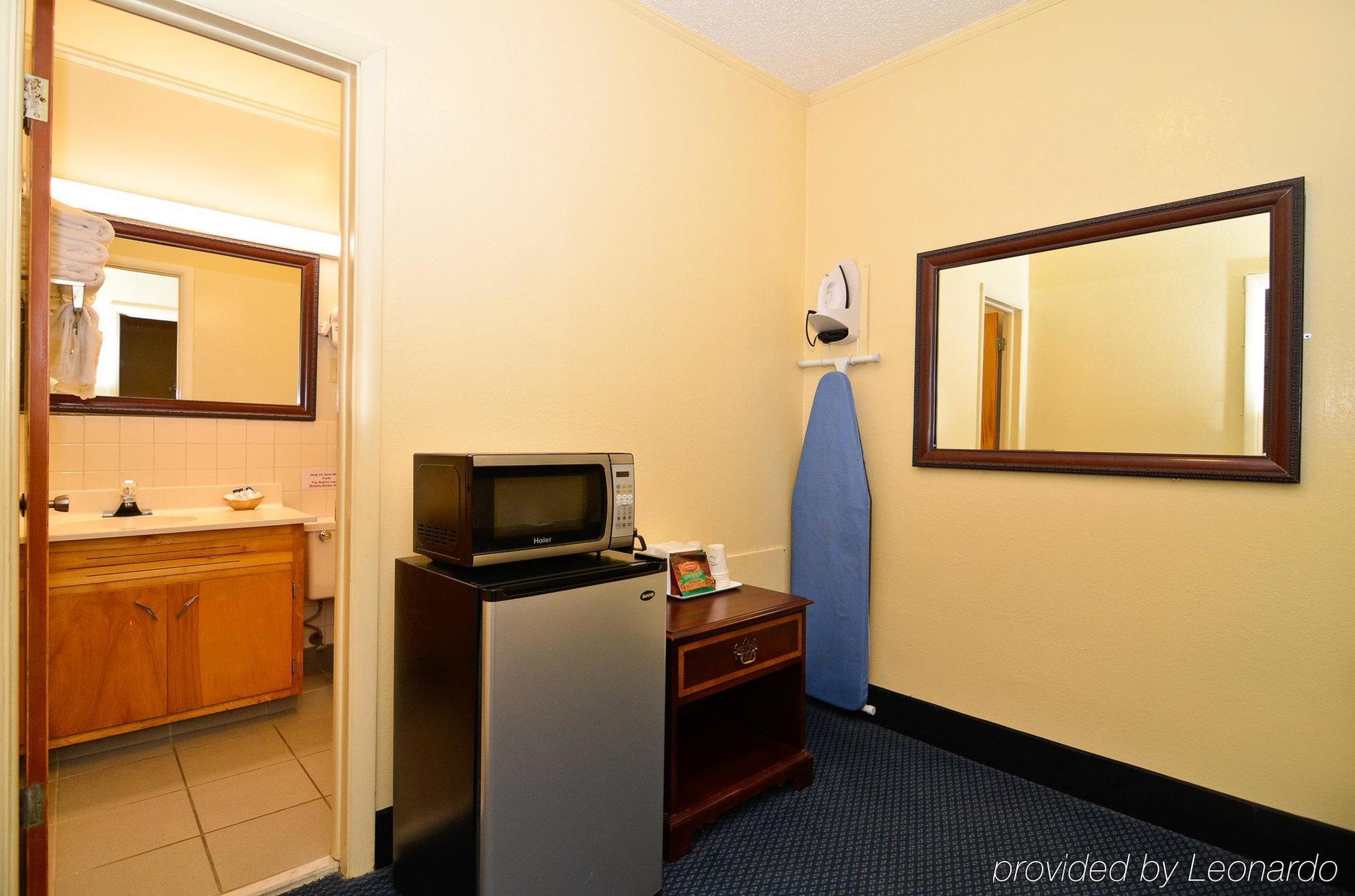 Asam Hotel Goodland Habitación foto